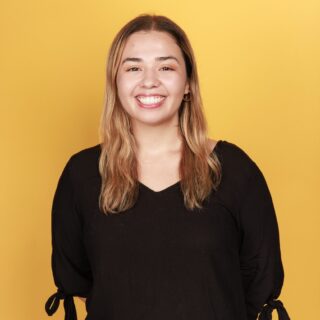 https://luisasantos.com/wp-content/uploads/2023/07/Madalyn-Medrano-Headshot-scaled-e1690231270152-320x320.jpeg